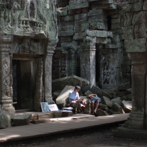044-suuri-kaakkois-aasian-kiertomatka/d5/Angkor-pojat