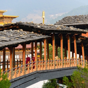 Bhutan-luksus/14-Punakha-Dzong-Bridge_1400x600