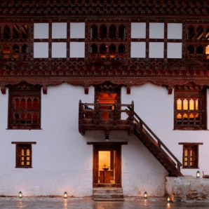 Bhutan-luksus/Punakha-Farmhouse_1400x600