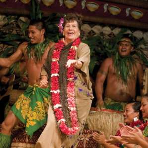 Tyynimeri/Polynesia-ja-Melanesia/Cultural-Performance-2-STA_032_DK