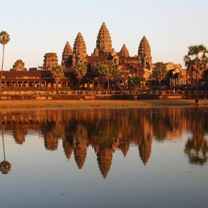 Valtiot/Laos/2020/Indokiinan_helmet/Angkor-Wat-Siem-Reap-Cambodia