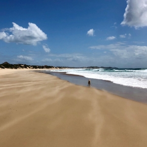 Valtiot/Mosambik/Valaiden_laulu_-sukellusmatka/Aventura-Mosambik-Tofo-beach-in-front-of-Liquid