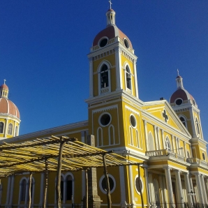 Valtiot/Nicaragua/Granadan-katedraali-NIG