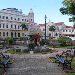 nicaragua-panama/Panama-City-Casco-Viejo
